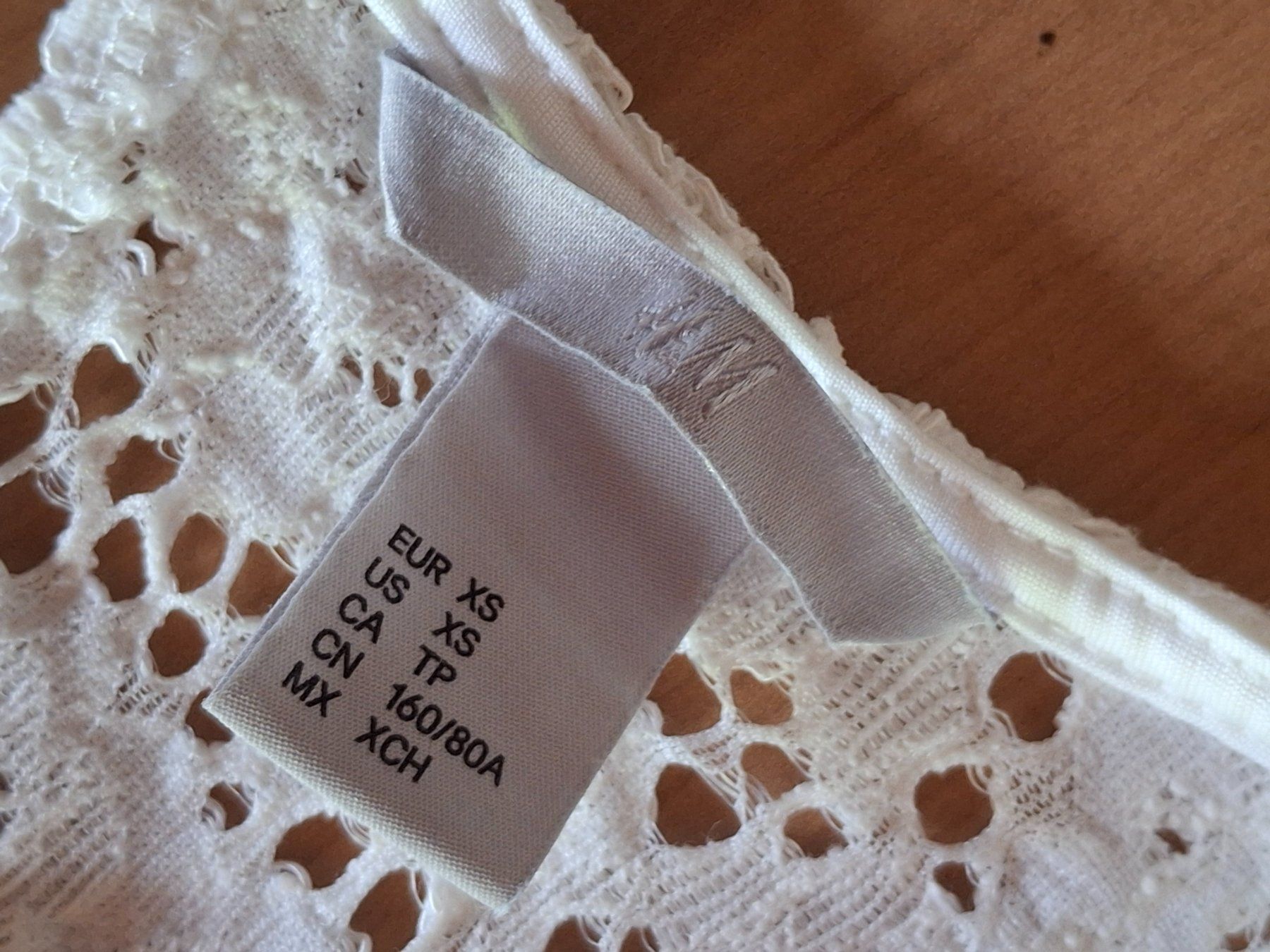 H&M Tuniken: Tunique dentelle taille XS marque H&M – Gebraucht aus Villiers von san_jn5w 3
