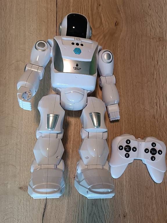 Giocattoli: Roboter ferngesteuert  – Usato da Buttisholz venduto da Baendlifahrer 1