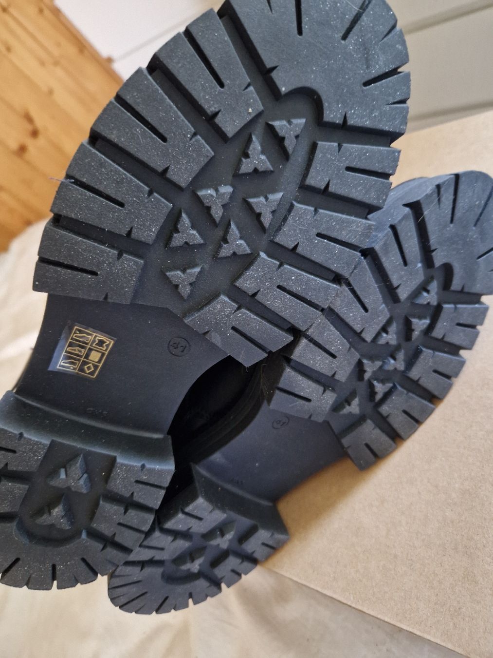 Scarpe da donna: bottine en cuir 41 – Nuovo e nell'imballaggio originale da Blignou (Ayent) venduto da Mazikeen 2