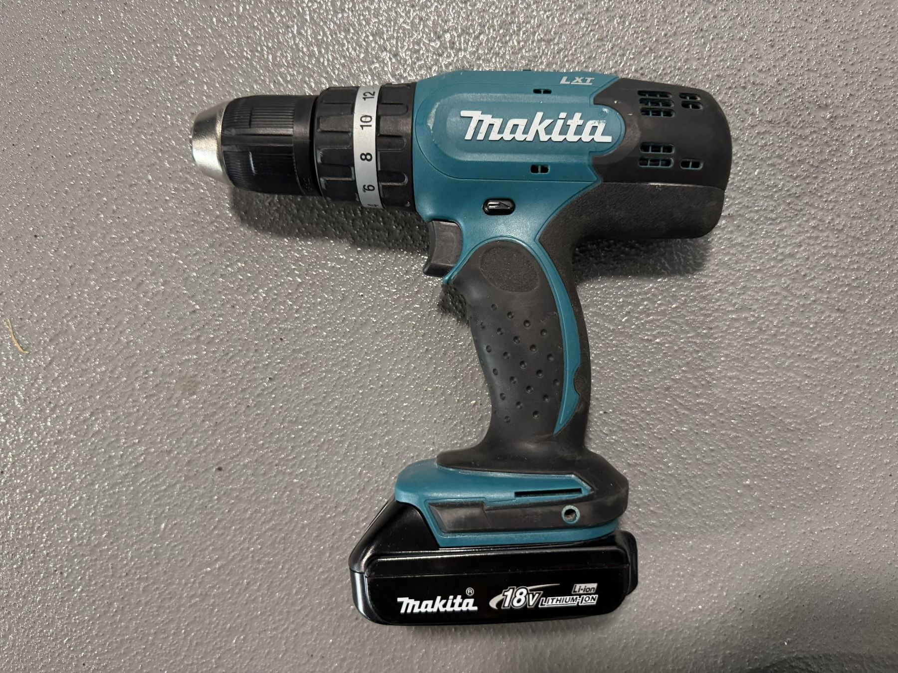 Makita Bohrmaschinen: Makita Akkuschrauber Set Alukoffer – Gebraucht aus Kestenholz von ste_dt6j 4