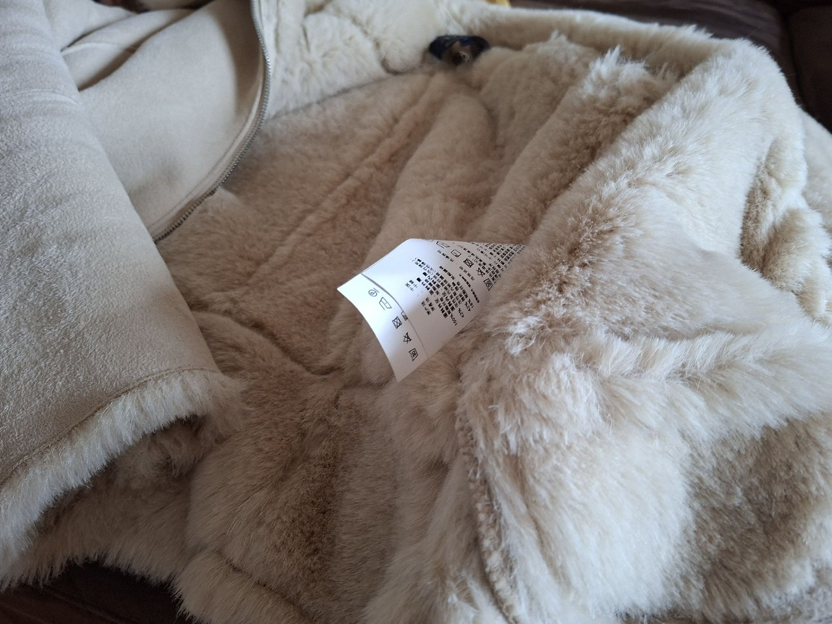 Armani Cappotti: blouson chaud armani jeans – Usato da Chardonne venduto da hel_h5k2 4