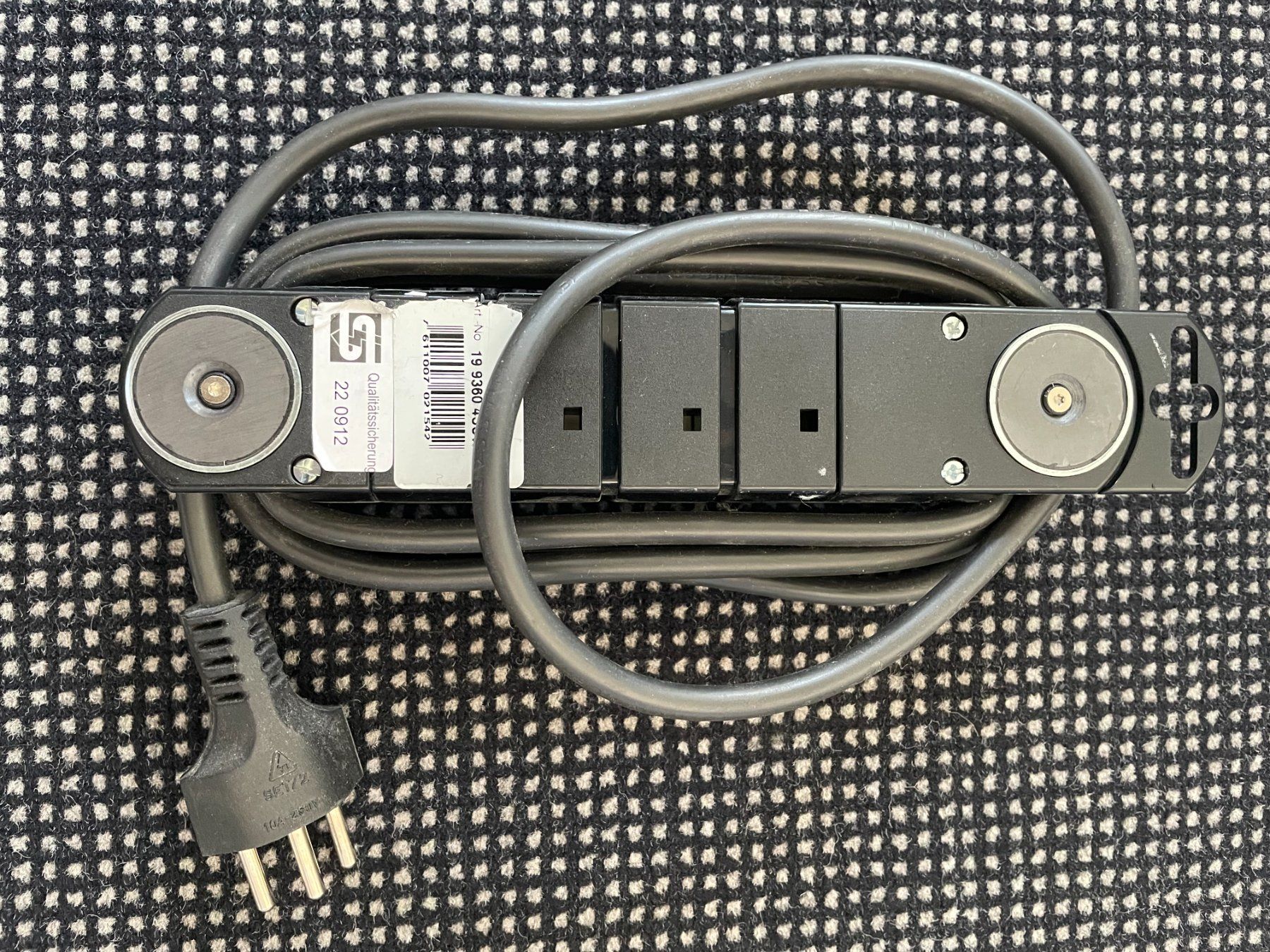 Alimentazione elettrica: Steba Variabl Steckdosenleiste 4-fach mit Schalter – Usato da Zug venduto da Cry71 1