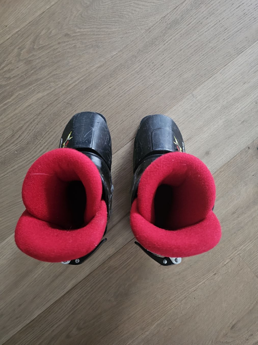 Nordica Scarpe per ragazzi: Skischuhe Kind 185 mm – Usato da Buch am Irchel venduto da Potzblitz2 1