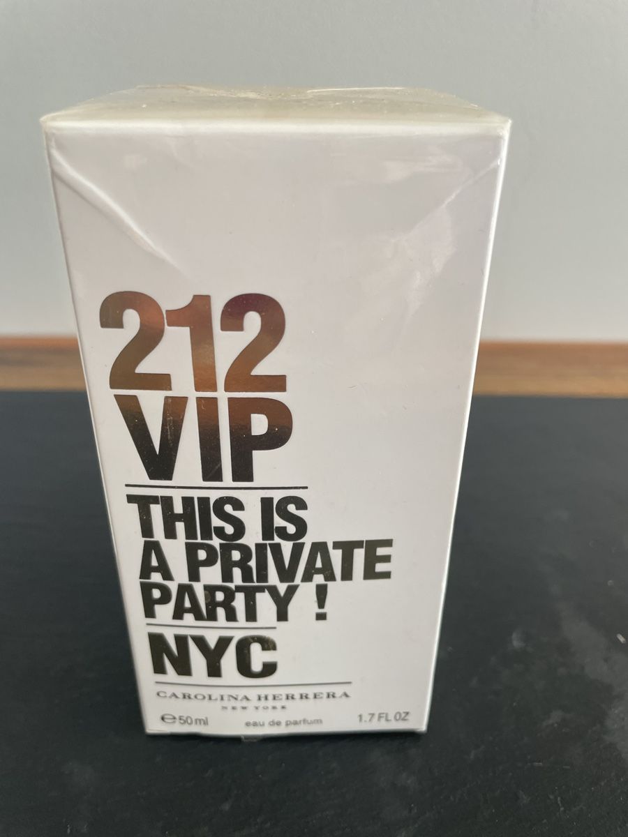 Carolina Herrera Parfum & Eau de Toilette: Eau de Parfum Carolina Herrera – Neu und originalverpackt aus Stein AG von Anspa
