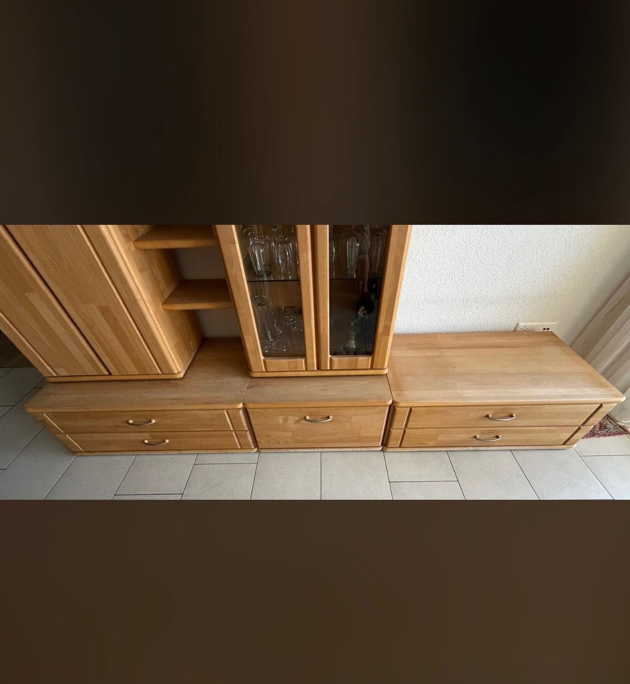 Commodes: Wohnwand aus Holz – D'occasion à Eschenbach SG par sar_hw8f 4