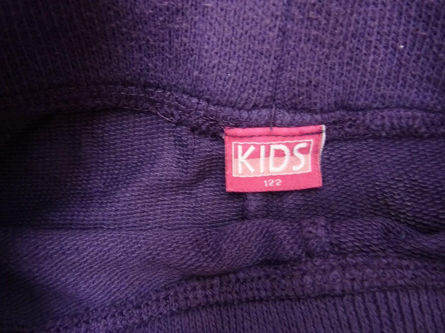 Pantaloni: Turnhose violett, Gr. 122 – Usato da Waltenschwil venduto da MeKo8 2