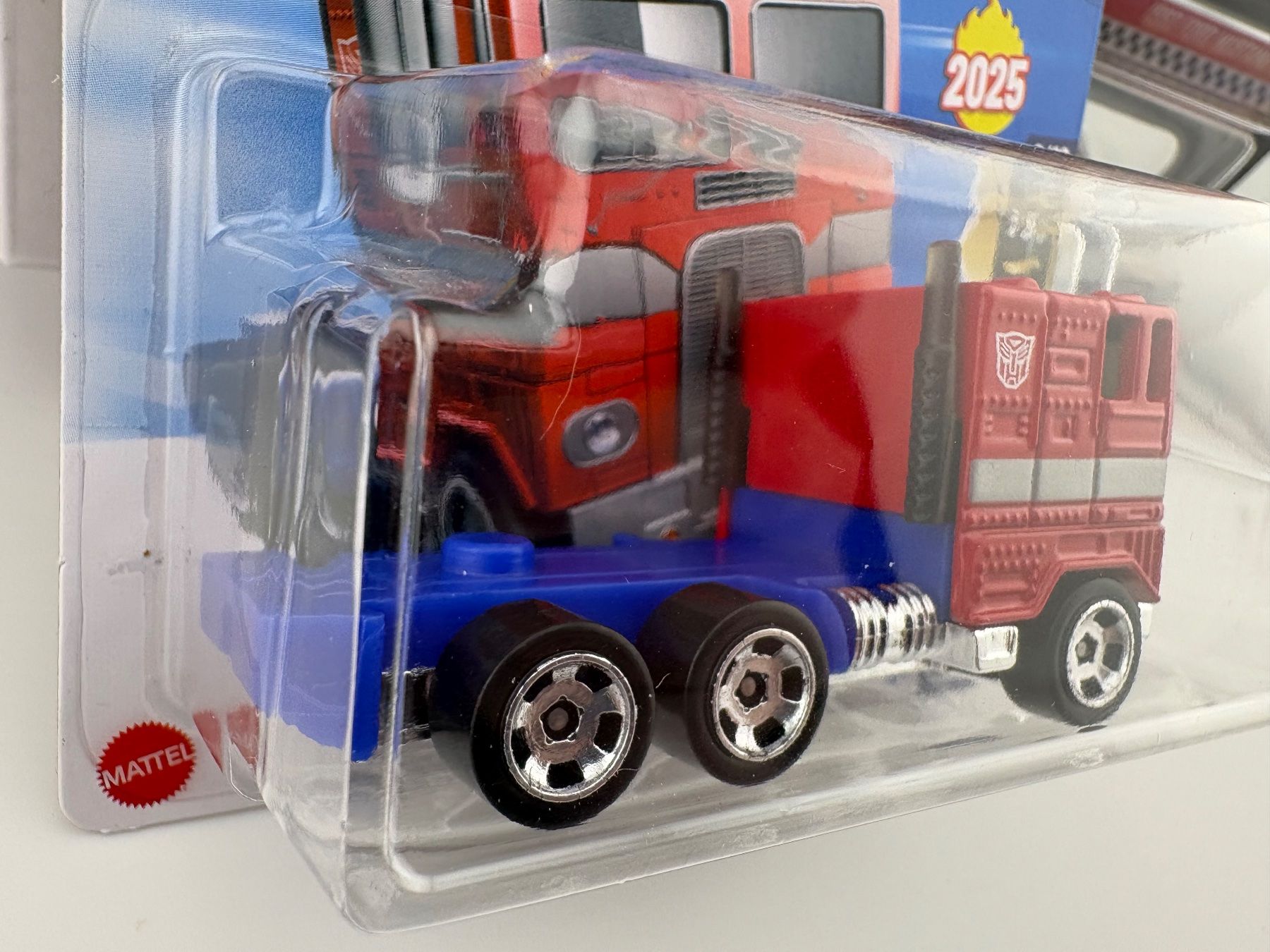 Hot Wheels Modellini d'auto: Hot Wheels Optimus Prime Transformers - 2025 - 104/250 – Nuovo e nell'imballaggio originale da Flawil venduto da HeisseReifen 3