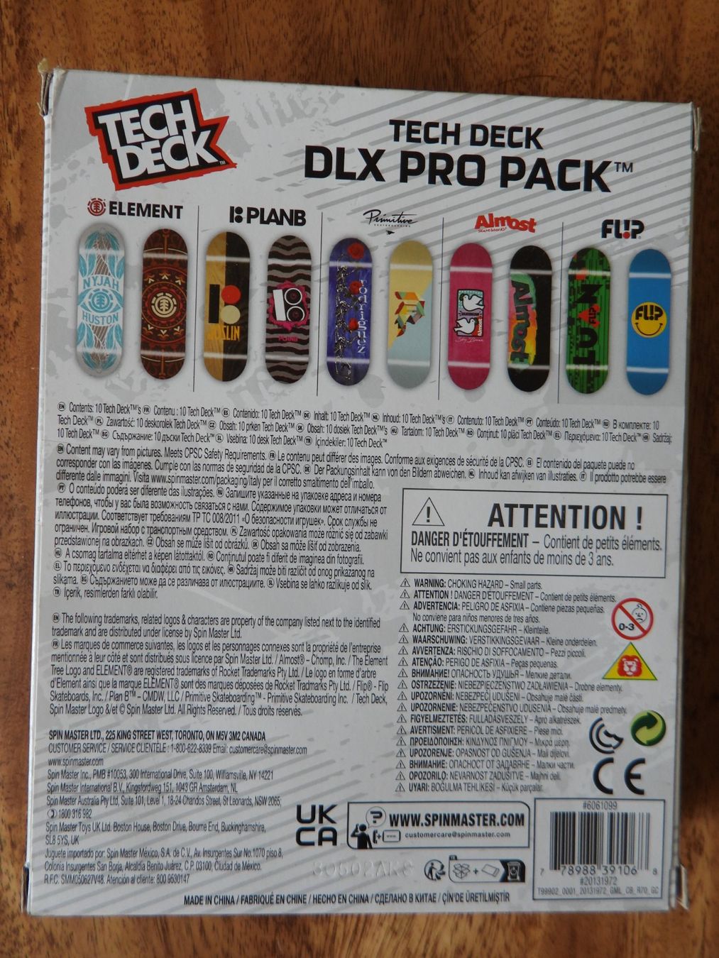 Giocattoli: Tech Deck DLX Pro Pack Finger Skate Set mit 10St. – Nuovo (secondo la descrizione) da Tavannes venduto da jimananas 1