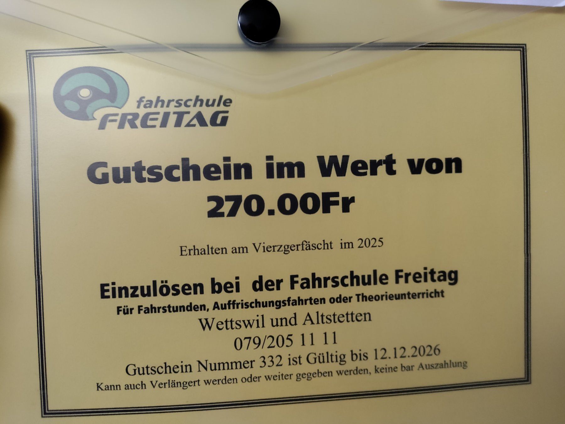 Buoni: Gutschein Fahrschule Freitag CHF 270.- – Nuovo e nell'imballaggio originale da Stallikon venduto da rise_high