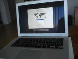MacBook Air  13 Zoll neuwertig mit Zubehör