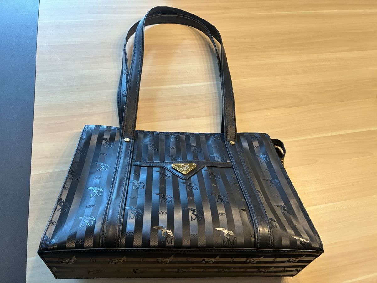 Maison Mollerus Taschen für Damen: Maison Mollerus Shopper – Gebraucht aus langenthal von golferli