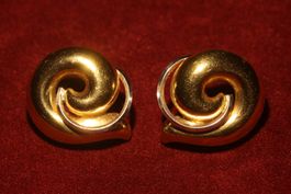Sehr schöne Ohrringe in Form einer Muschel in Gelbgold (750)