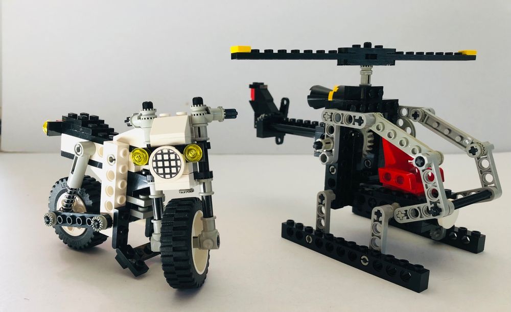 Lego Kit di costruzioni: Lego Technic Cafe Racer (8810)und Night Chopper (8825) – Usato da kleindöttingen venduto da schatzfinder