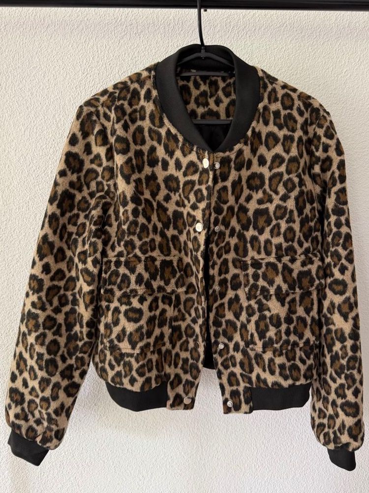 Vestes: Cool Leopard Print Bomber Jacket S – Neuf (Voir description) à Gränichen par Domsiiiii