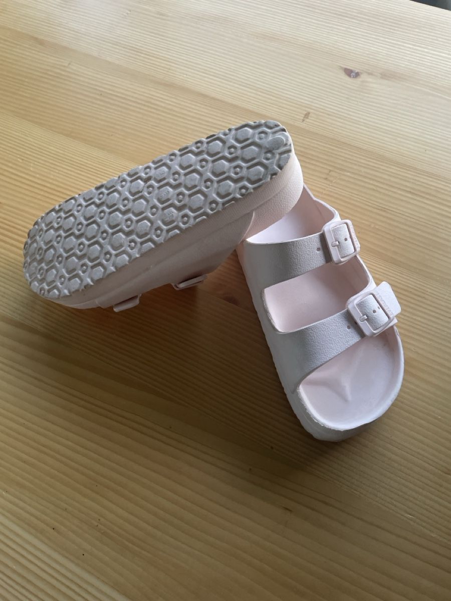 Everlast Scarpe da donna: Kunststoffsandalen – Usato da Balsthal venduto da lot_bj79