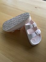 Kunststoffsandalen