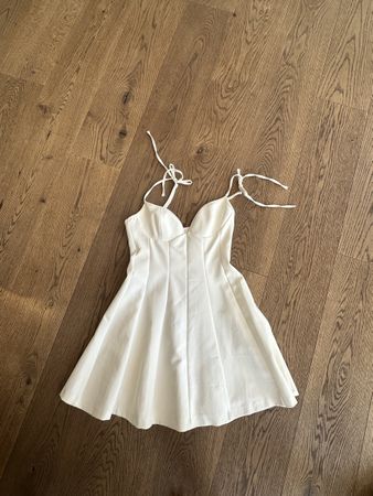 Zara Kleid NEU