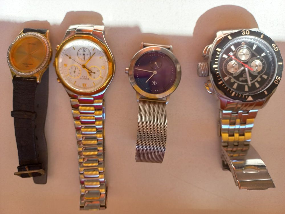 Lot De 3 Montres à Quartz - Occasion - Modèles Variés Sans Marque