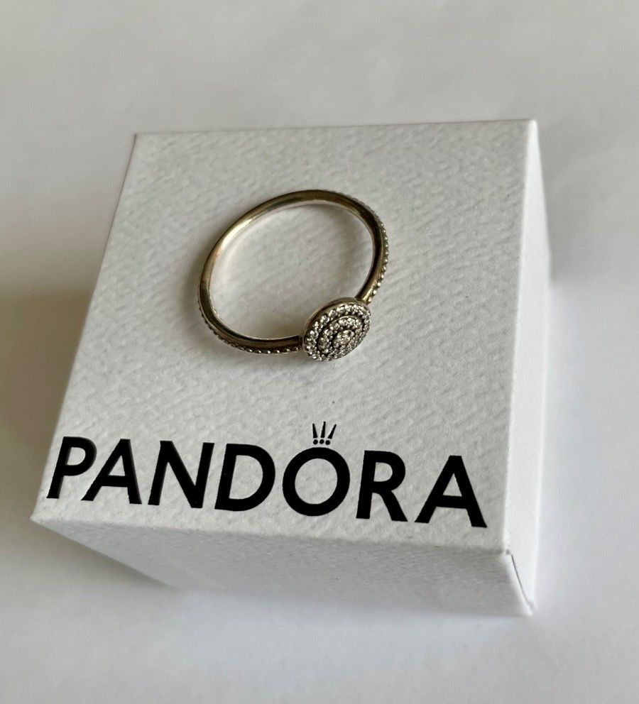Pandora Anelli: Original Pandora Pavé Ring – Nuovo e nell'imballaggio originale da Rüfenacht BE venduto da Milena_1 5