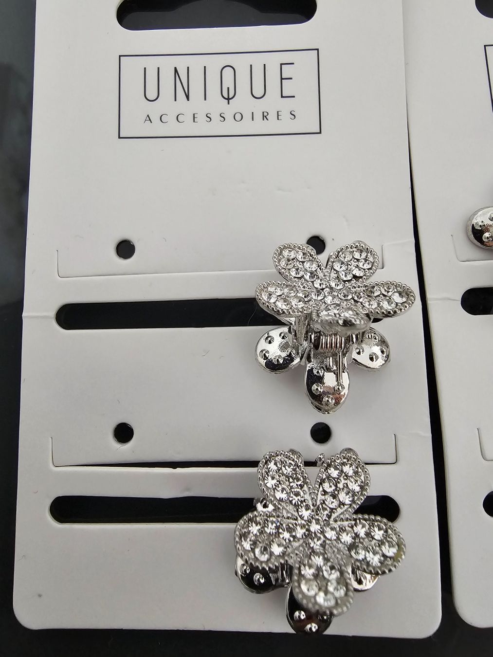 Accessori per capelli: Haarschmuck Blumen mit Strassteinen 2Stk neuware – Nuovo e nell'imballaggio originale da Brunnen venduto da tan_5pl5 1