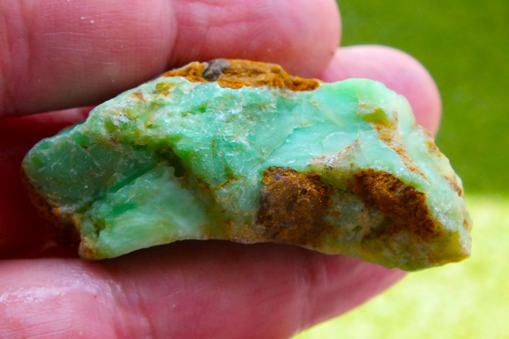Superbe Chrysoprase brut 24.82 GRAMMS Enchère CHF 1.- RARE | Kaufen auf ...