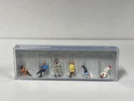 Preiser Preisergruppe 02  14073 Sitzende H0