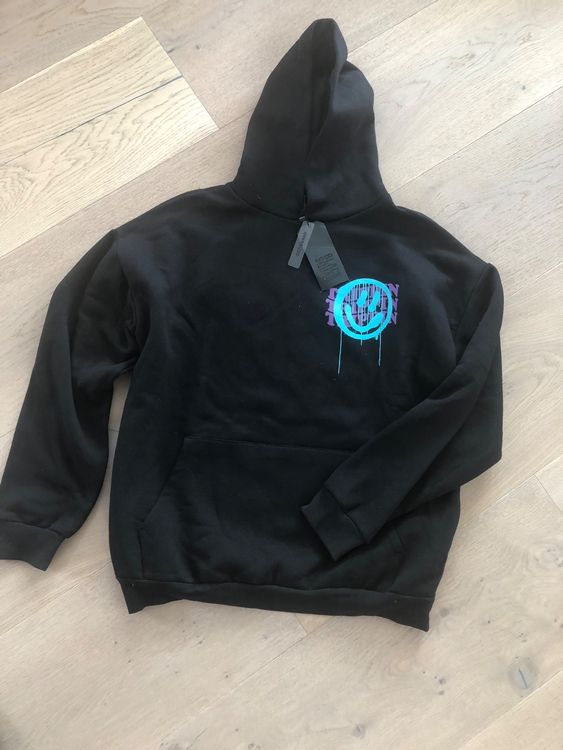 Black squad cheap hoodie new yorker