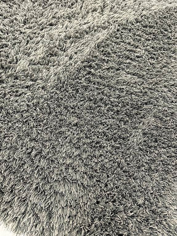 Ikea Tappeti: Tapis souple à poils lavable à la machine – Usato da Biel/Bienne venduto da secondstore 1