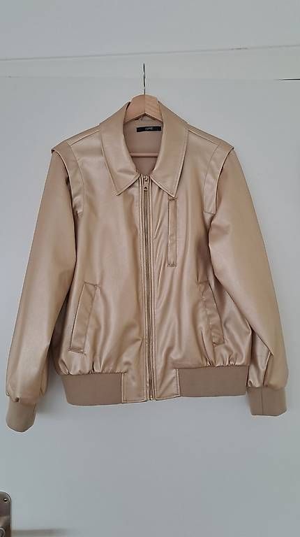 Esprit Giacche: Jacke Esprit Collection – Usato da Luzern venduto da Dinkelbrot