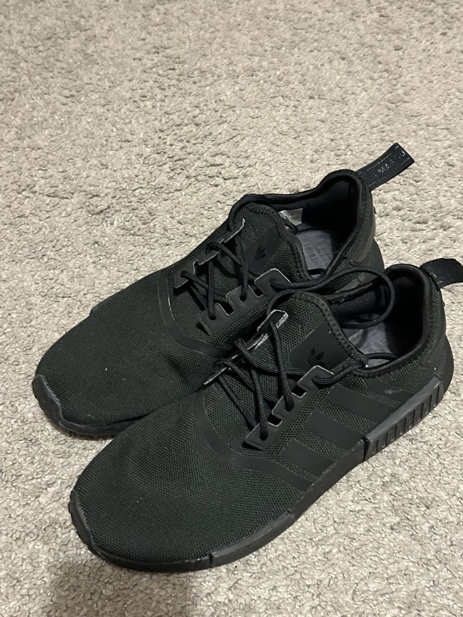 Chaussures hommes: Adidas Schuhe – D'occasion à Volketswil par vbo_wzz8 1