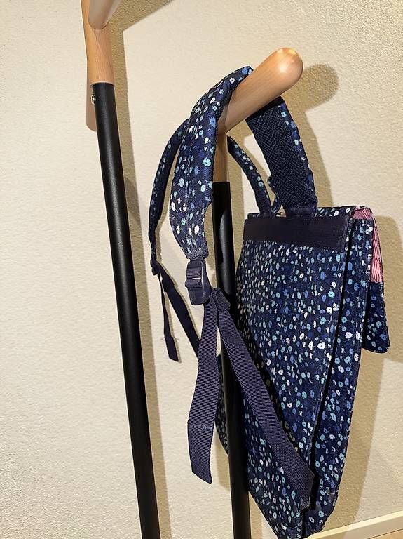 Zaini: Herschel Rucksack  Blau mit Blumenmuster – Usato da Hinwil venduto da zu_zuli 3