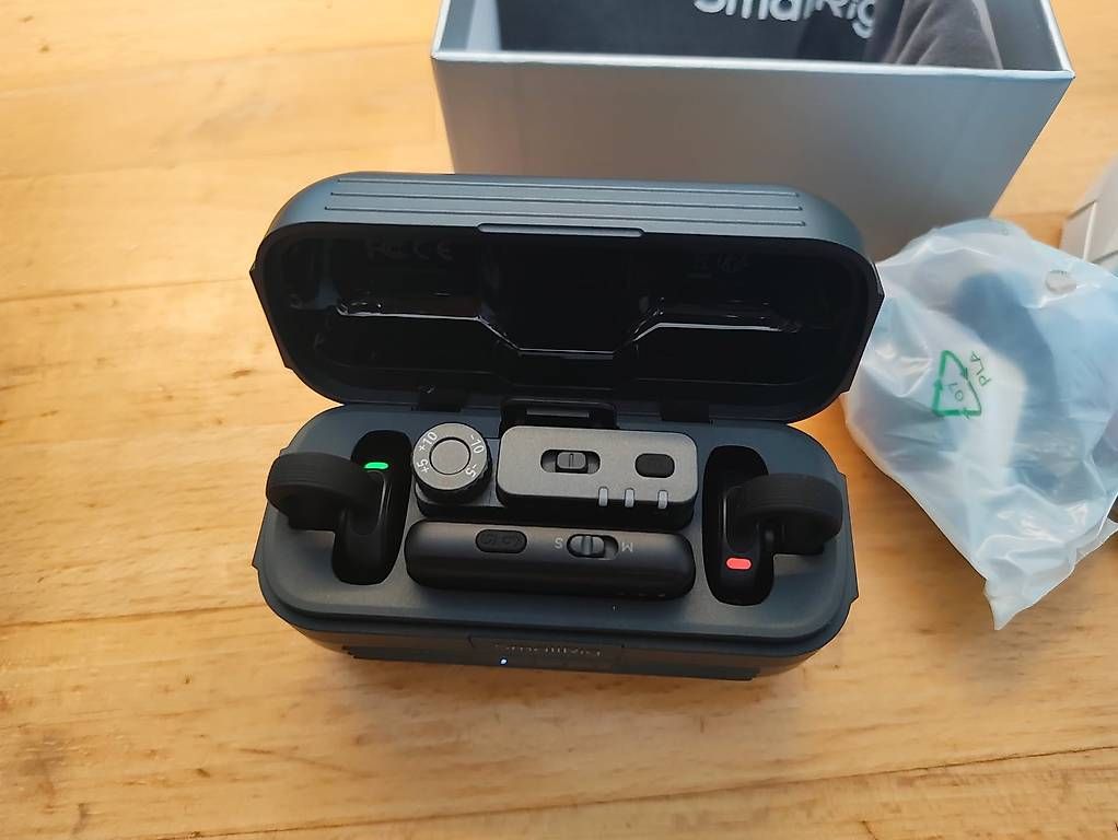 Microfoni: SMALLRIG S70 - Dual Wireless Lavalier Mikrofon – Nuovo e nell'imballaggio originale da St.Gallen venduto da becks0815 2