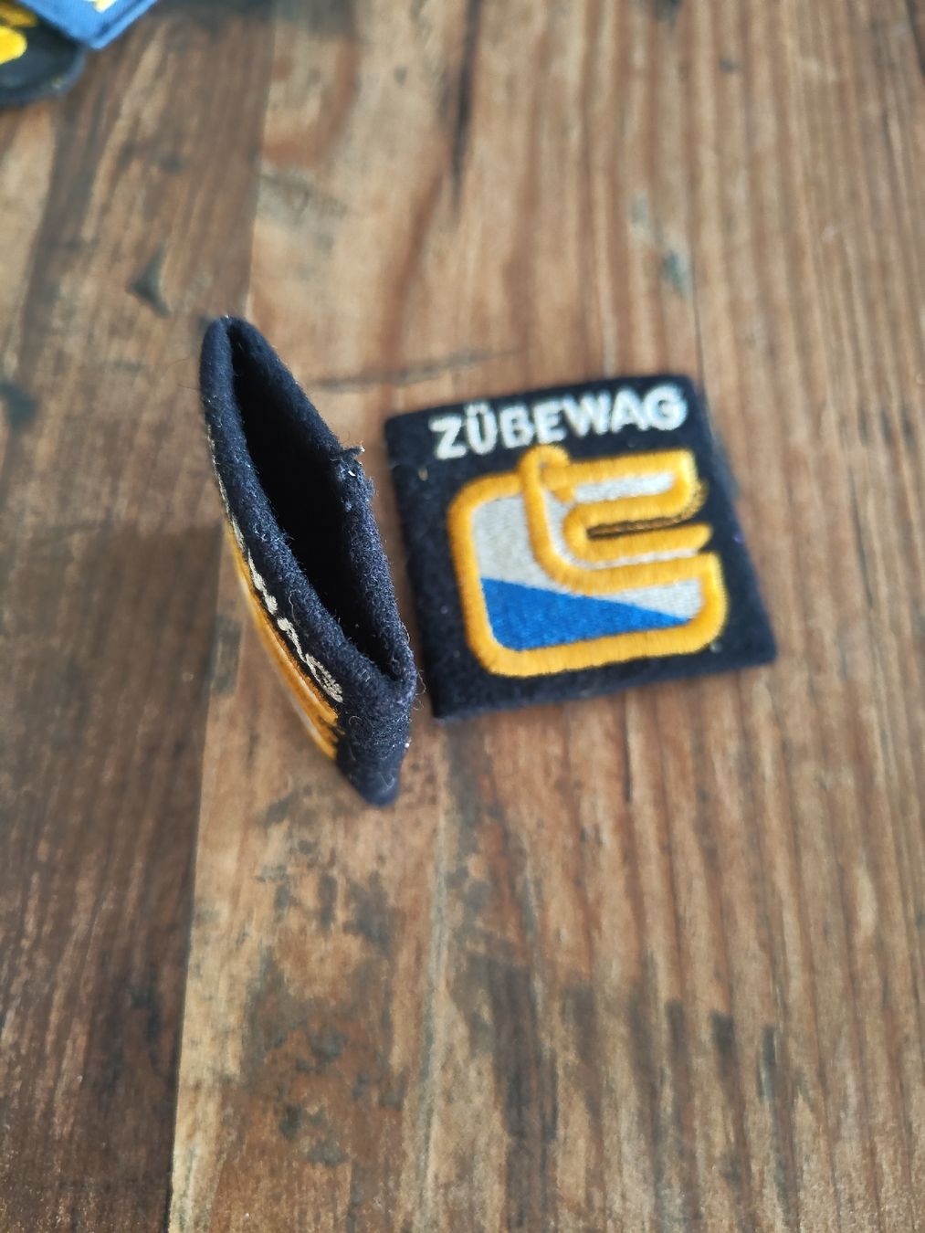 Placchette & Badge: ZÜBEWAG stoff Schulter patches – Usato da Weinfelden venduto da RobsFortune 1
