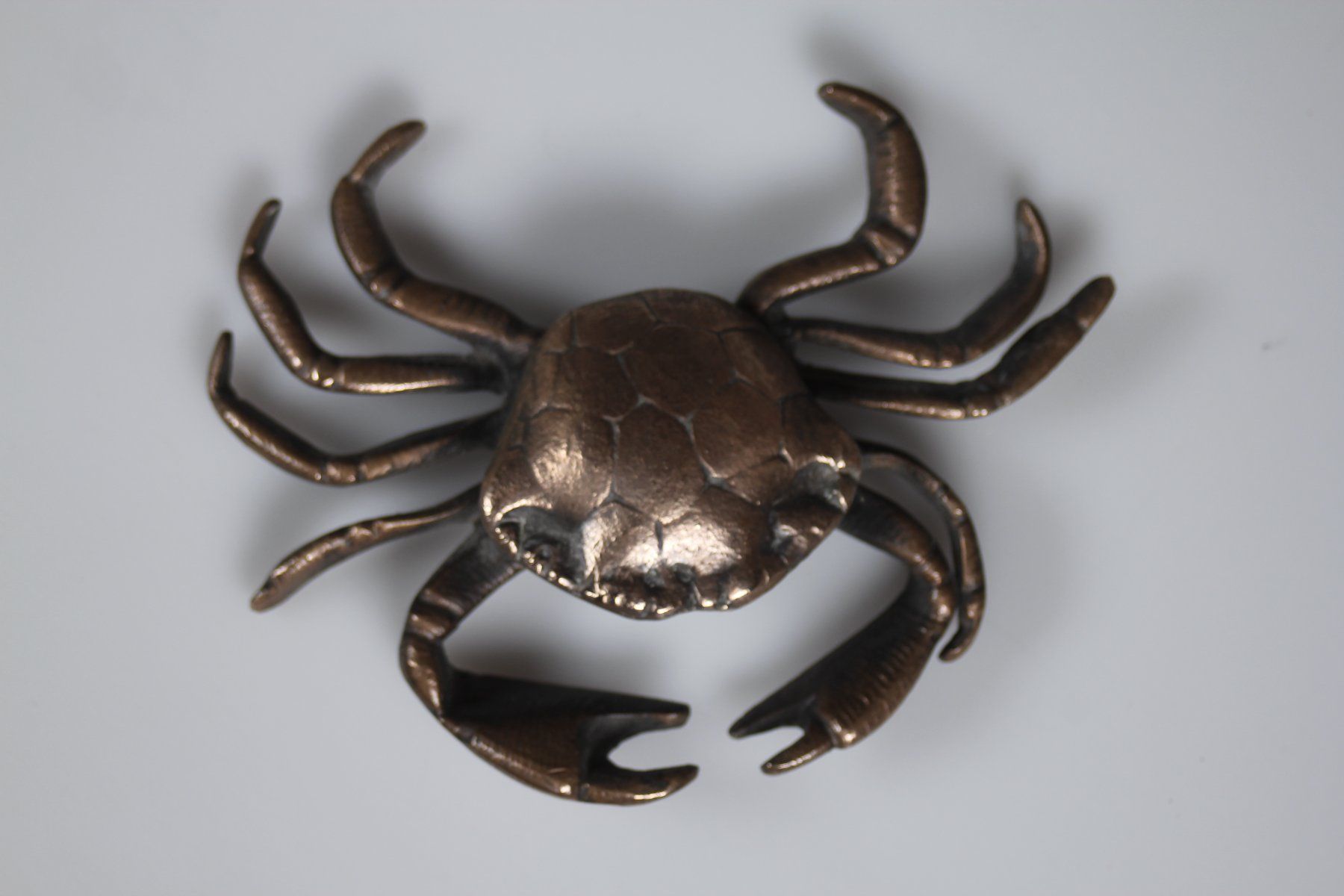 Statuette: Bronze Krabbe signiert CLUS 1931 – Usato da Basel venduto da IRMAundFRED