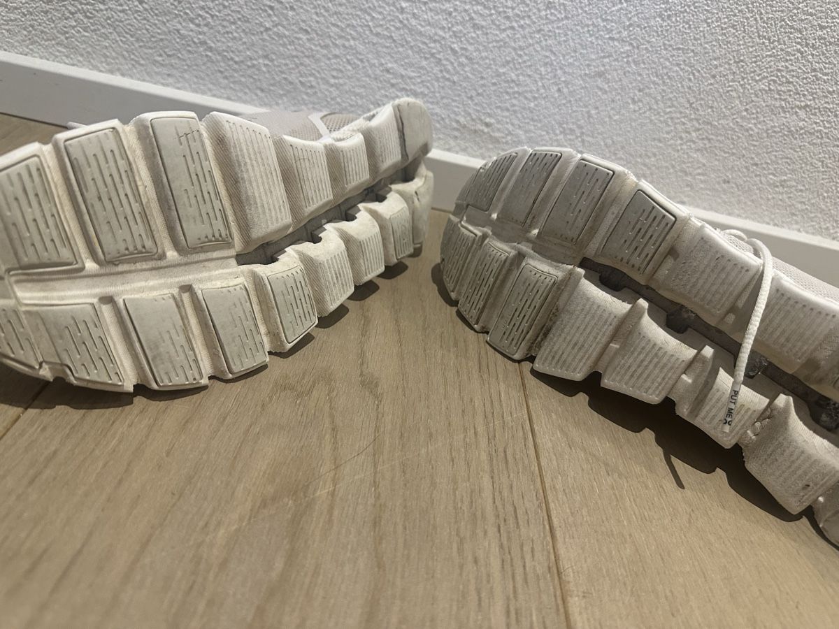 Scarpe da uomo: On Turnschuhe 40.5 – Usato da Altendorf venduto da Quietwater 4