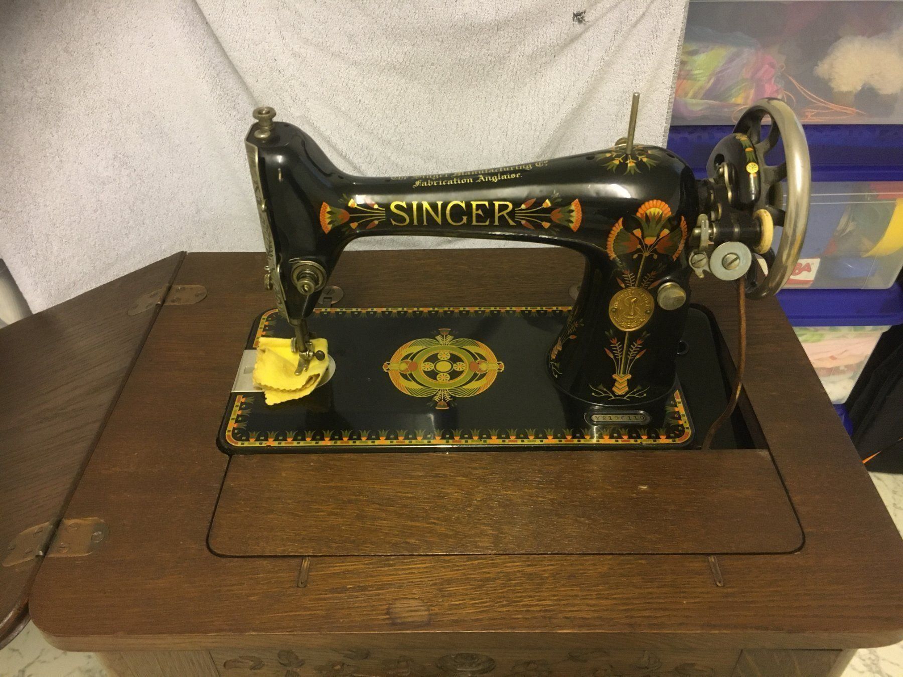 Singer Nähmaschinen: Antike SINGER-Nähmaschine inkl. Möbel – Gebraucht aus Endingen von Jilly-Lilly 4