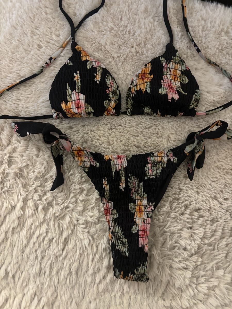 Costumi da bagno & Bikini: Bikini – Usato da Boswil venduto da jas_b8mh