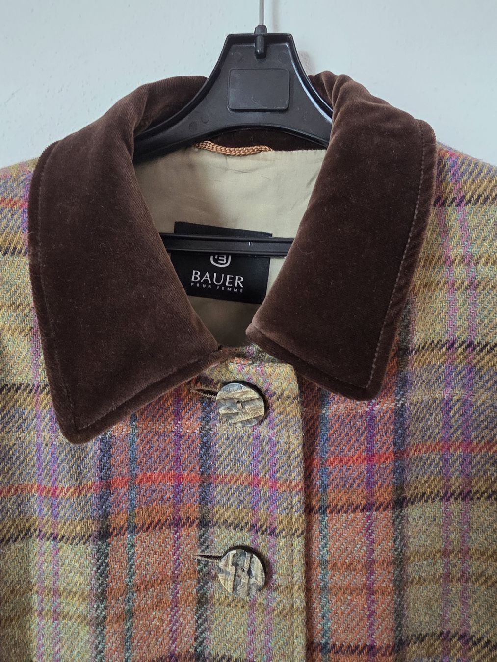 Bauer Giacche: BAUER – Plaid Cape Jacket with Velvet Collar – Nuovo (secondo la descrizione) da Savigny venduto da mar_pfd8 1