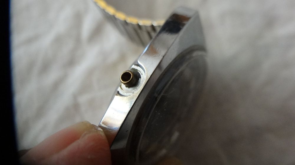 Montres: HELSA ANTIK HEREN UHR,H-AUFZEUG.21J.DAT.NICHT LÄÜFT--33X38MM – D'occasion à zürich par ahmad01 9
