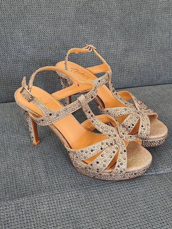 Chaussures femmes: High Heels – D'occasion à Kaisten par lys_zzy8