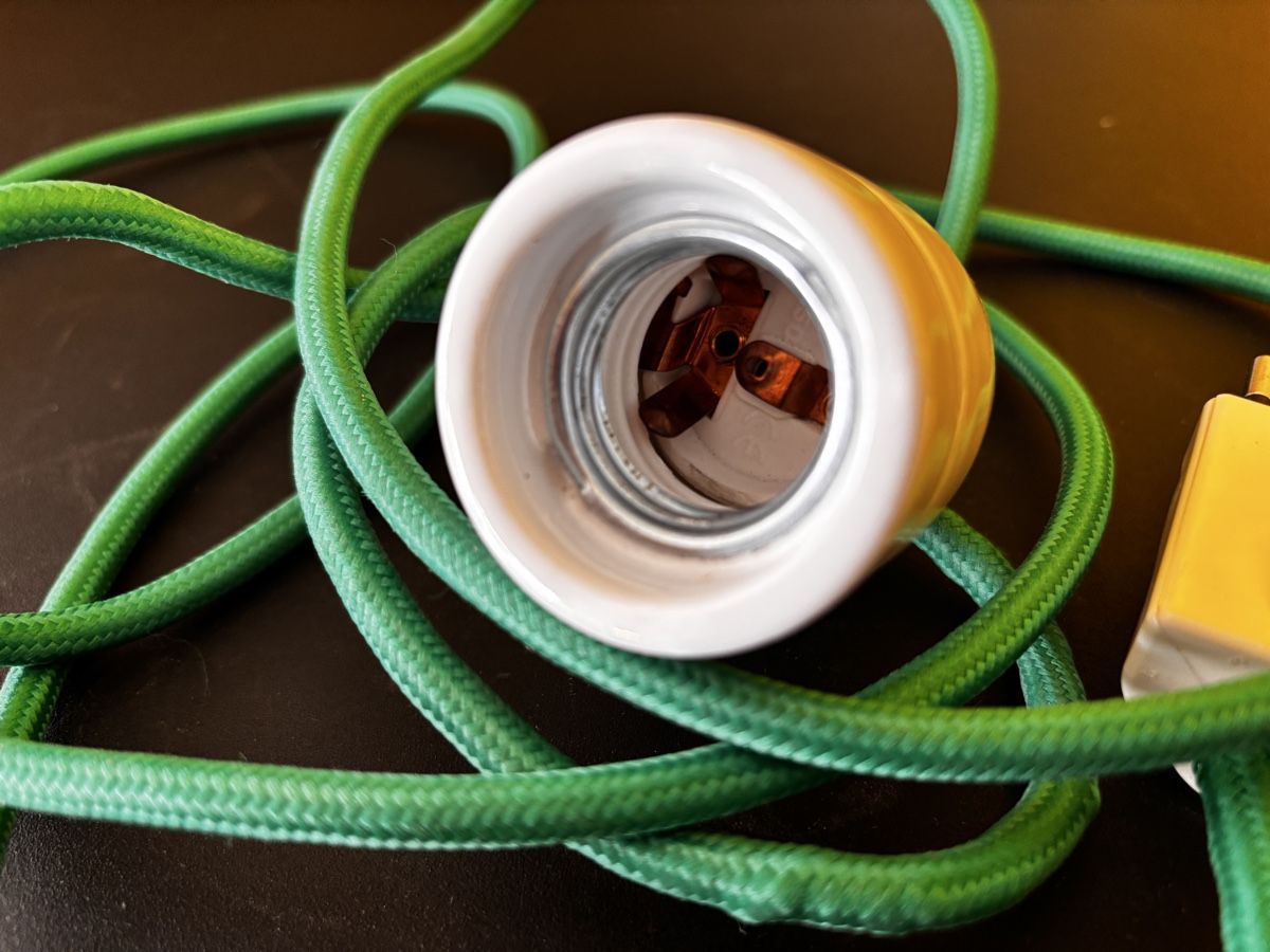 Lampade: Hängelampe keramikfassung mit Textilkabel, Grün – Usato da Thun venduto da Gogan 1