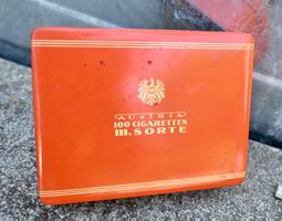 alte Blechdose für Zigaretten AUSTRIA - III. Sorte