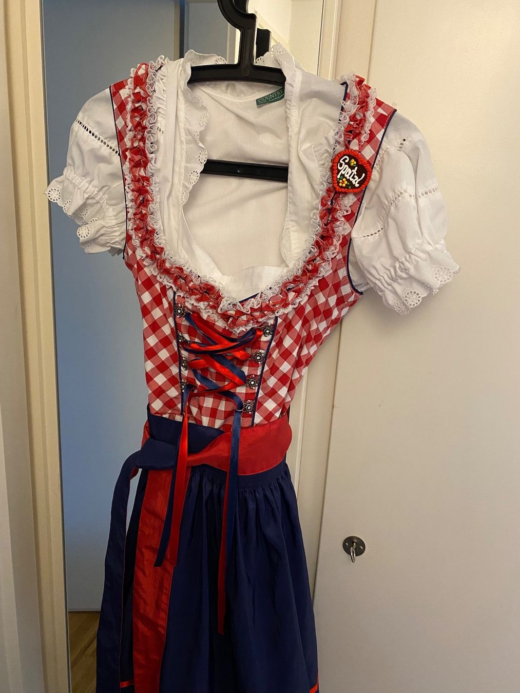 Robes: Dirndl von Fuchs – D'occasion à Winterthur par Mia.27