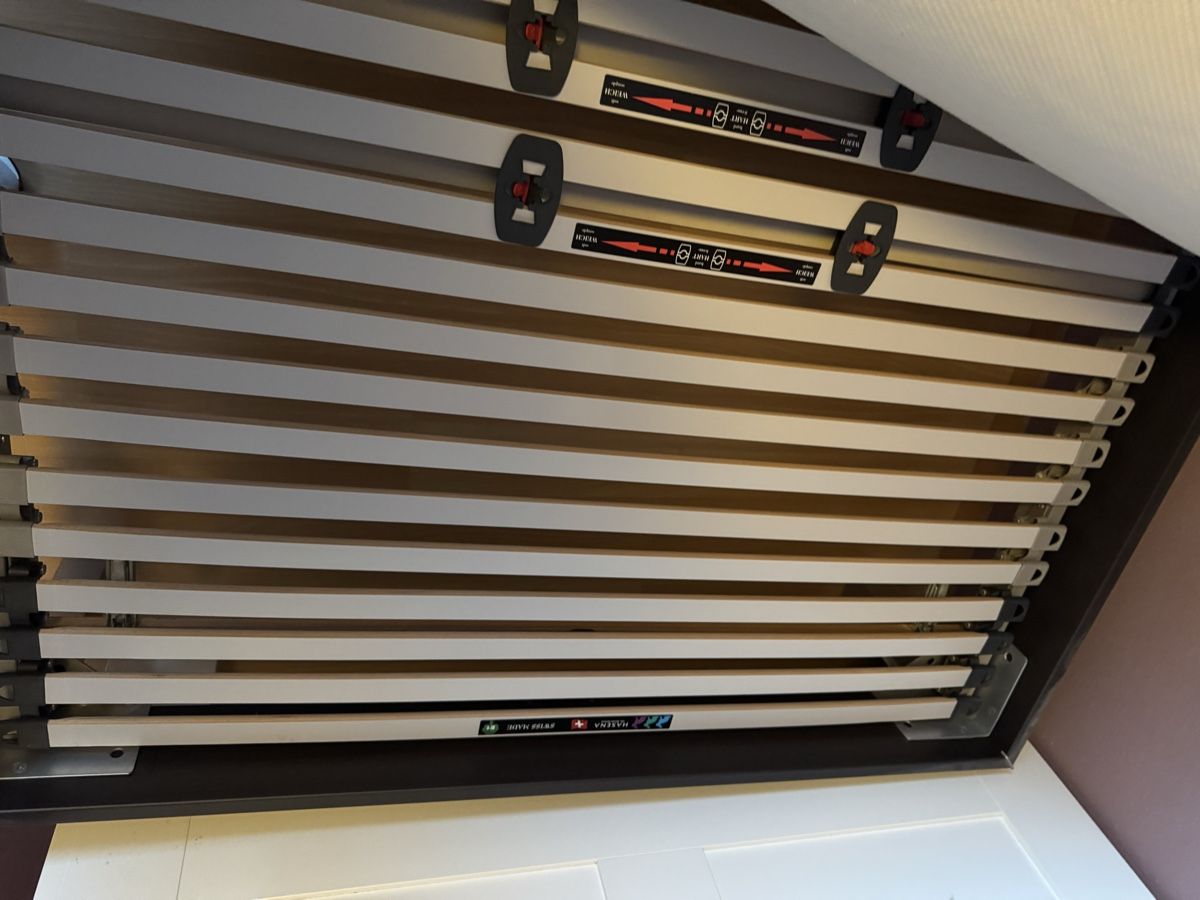 Pfister Letti: Bett Möbel Pfister – Usato da Nussbaumen AG venduto da Sbabi 4