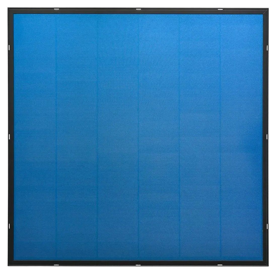 Dispositivi a energia solare: 200 Watt Solarpanel in blau – Nuovo e nell'imballaggio originale da Oetwil am See venduto da AutoSolar