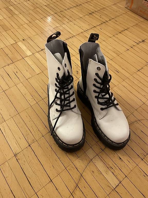 Dr. Martens Scarpe da uomo: Dr. Martens weiss Grösse 38 – Usato da Zürich venduto da Pitschi17