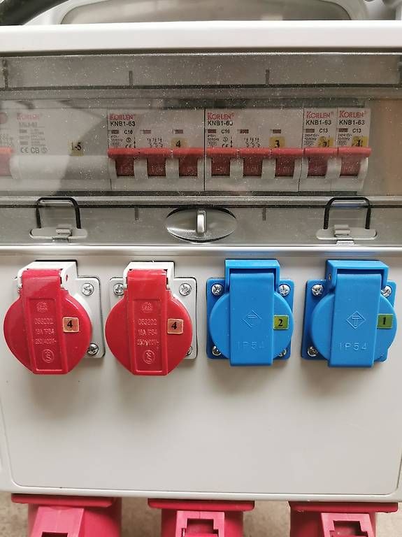 Electrotechnique: Distributeur de courant de chantier – D'occasion à St-Aubin FR par sme_nw6w 3