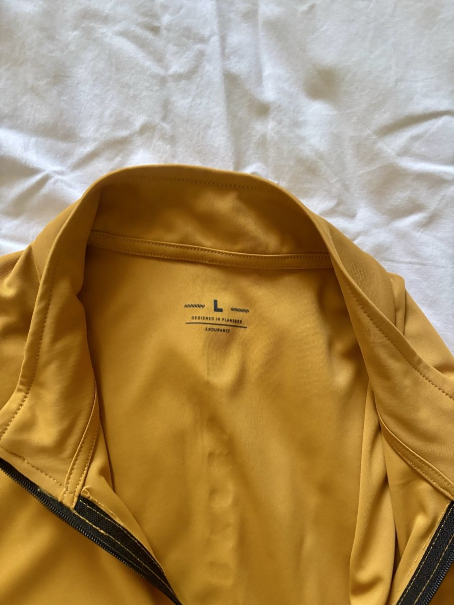 Decathlon Maillots de corps & Pantalons: Maillot vélo Van Rysel L – D'occasion à Morges par blackbirdster 1