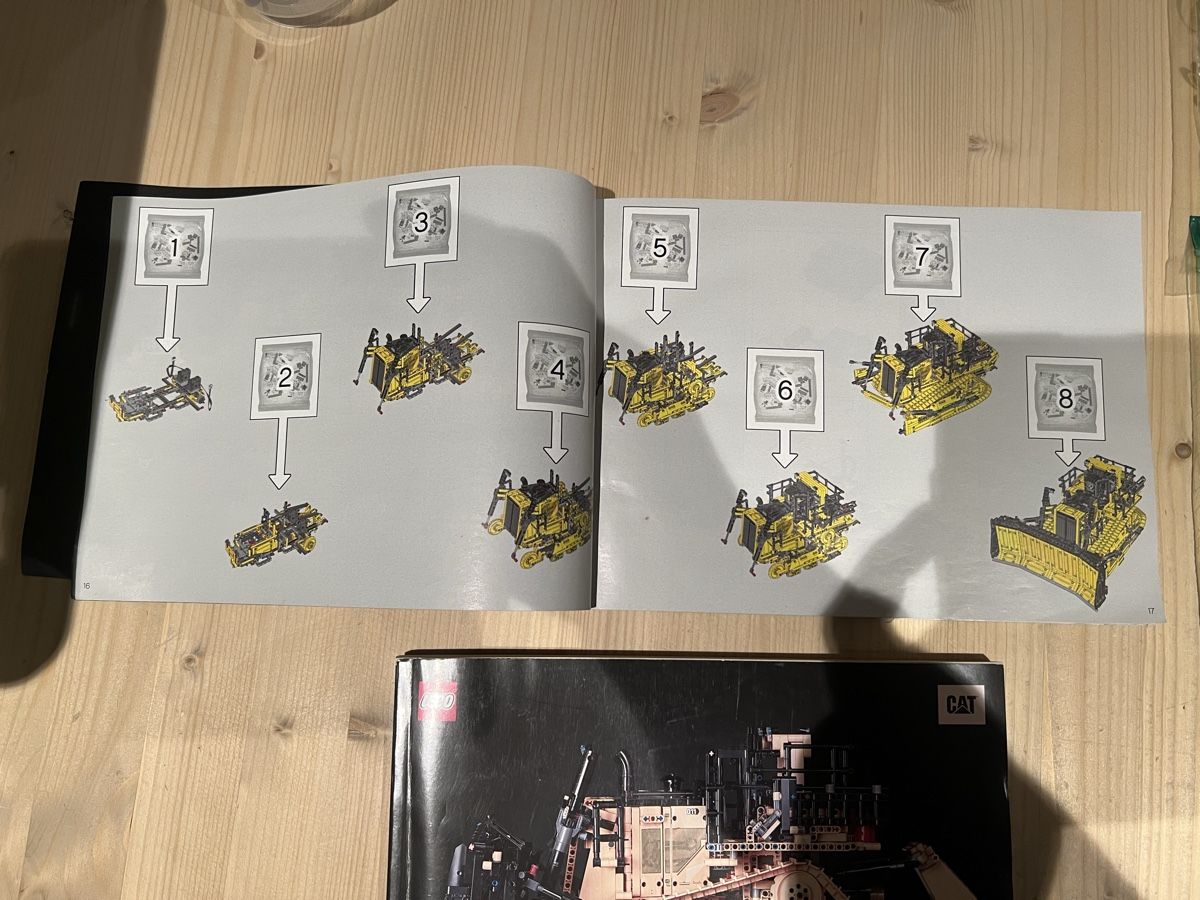 Lego Kit di costruzioni: LEGO Technic Cat D11 Bulldozer 42131 – Usato da airolo venduto da unimo78 8