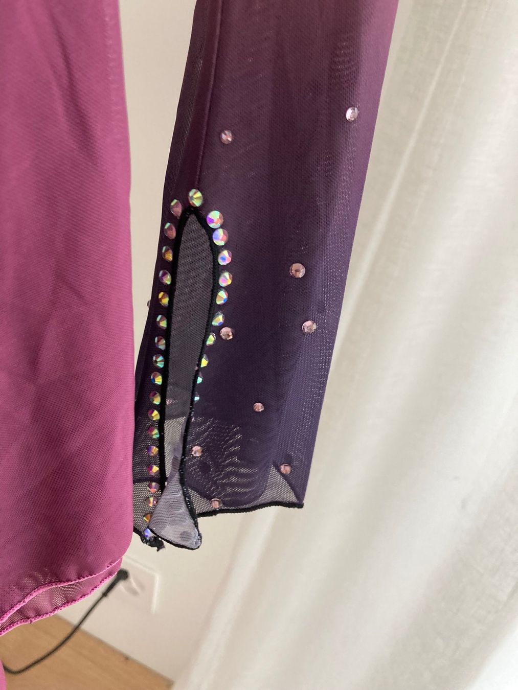 Kleider: Eiskunstlauf Kürkleid – Gebraucht aus Pfäffikon SZ von  3